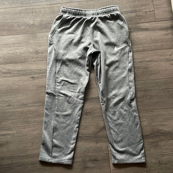 Nike Other - EUC Gray Nike Sweat Pants Joggers
